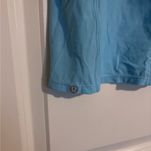 Lululemon sculpt tank top in blue chill light blue color fits size M 6/8 - Picture 7 of 8